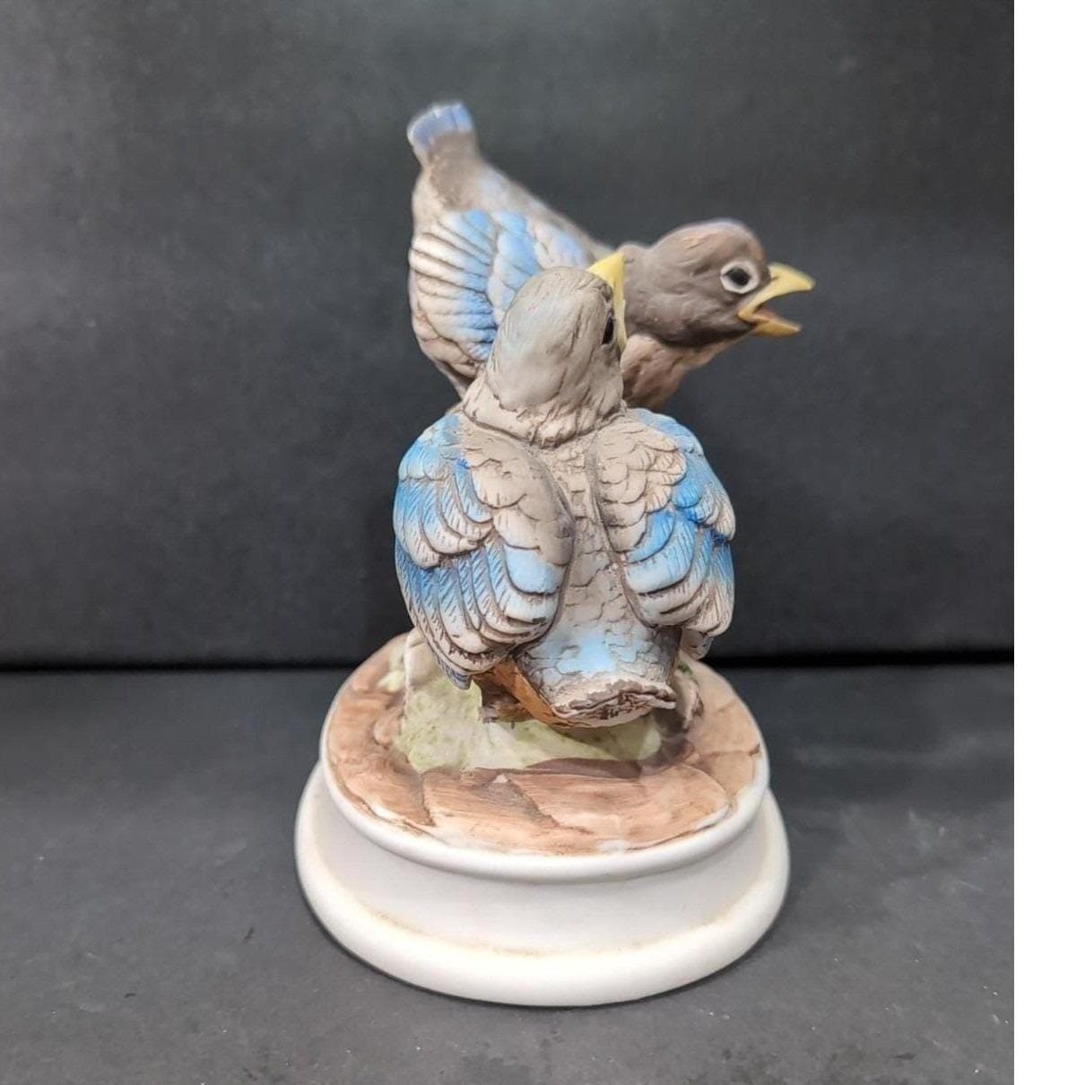 Lefton China Hand Painted Blue Bird Statue #KE7674, Vintage Collectible Decor - Thumbnail 10