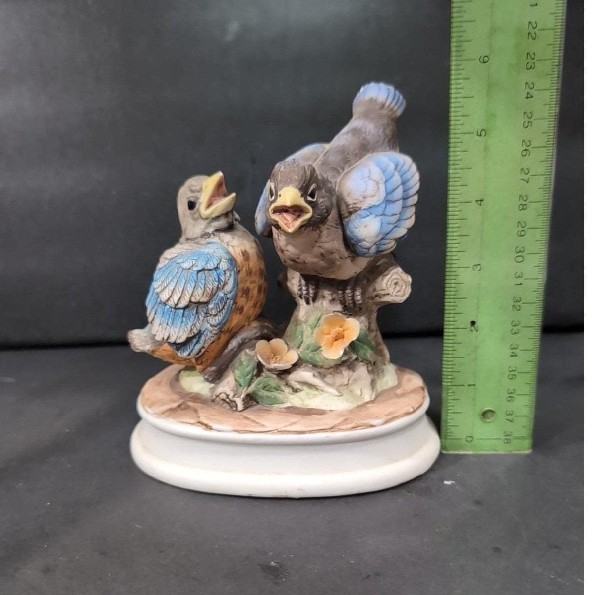 Lefton China Hand Painted Blue Bird Statue #KE7674, Vintage Collectible Decor - Thumbnail 2