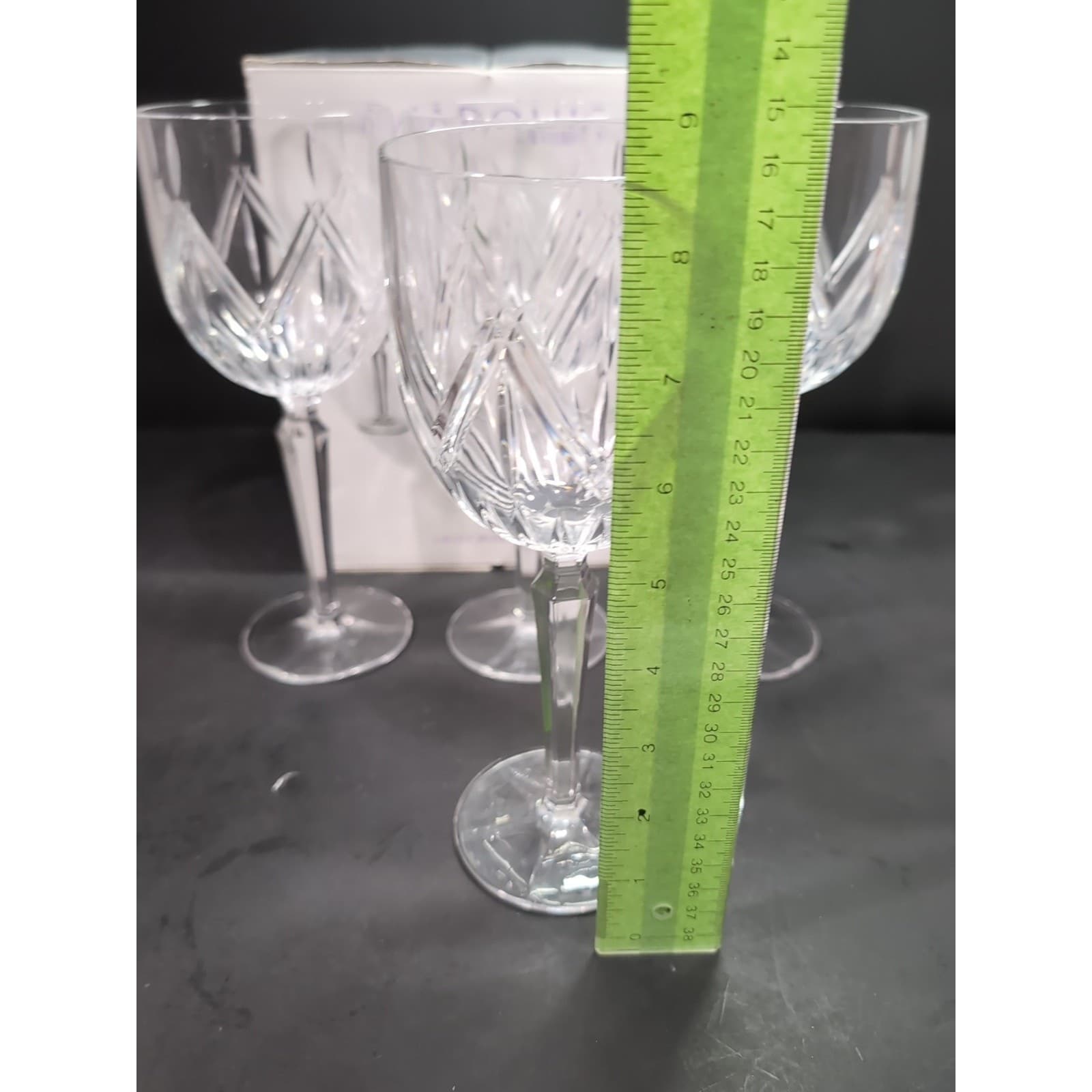 Waterford Crystal Marquis Lacey Wine Glass Set, Set of 4, Elegant Wine Glasses - Thumbnail 9