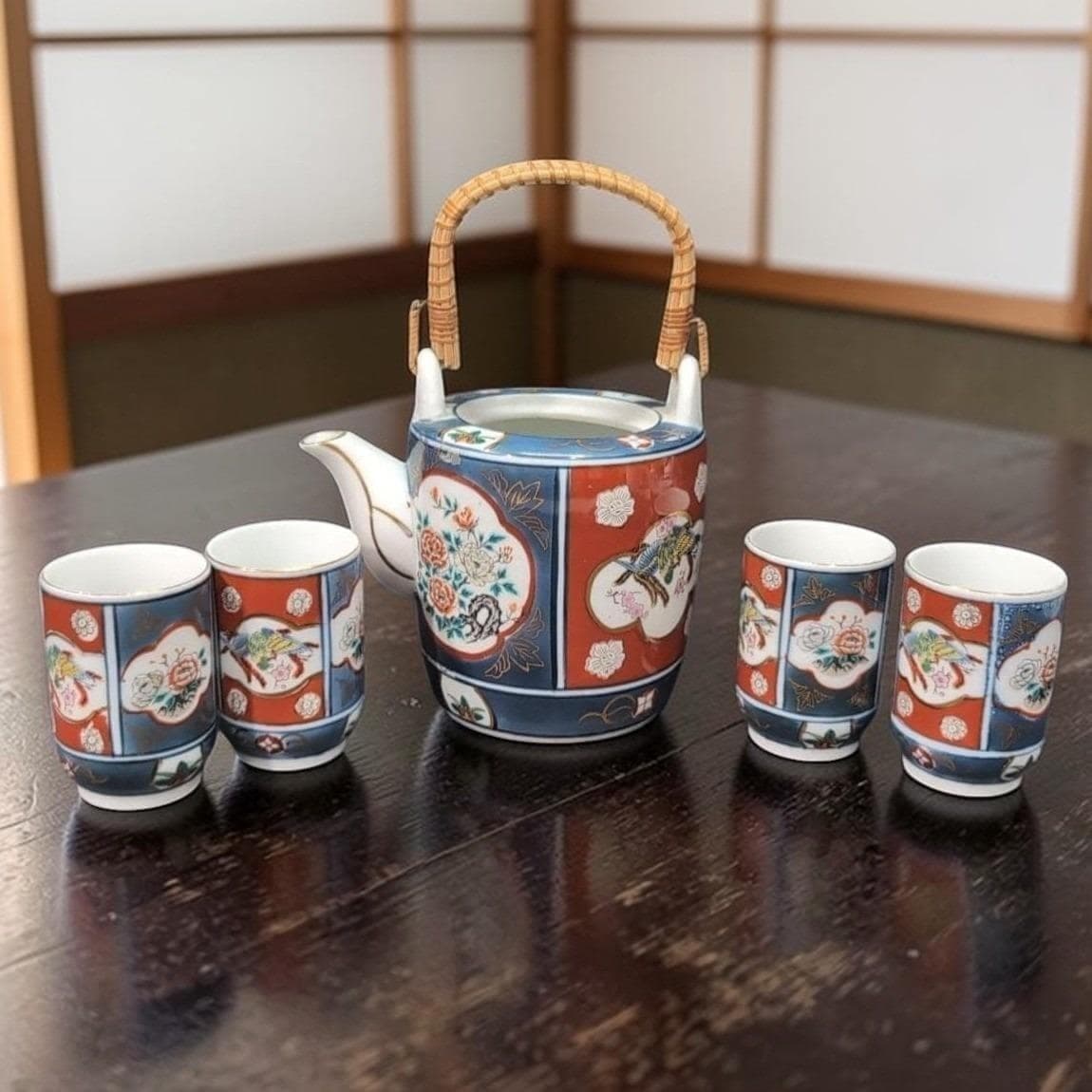 Old Gorgeous Imari Japan Teapot and Four Teacups, No Lid, Vintage Pottery Set