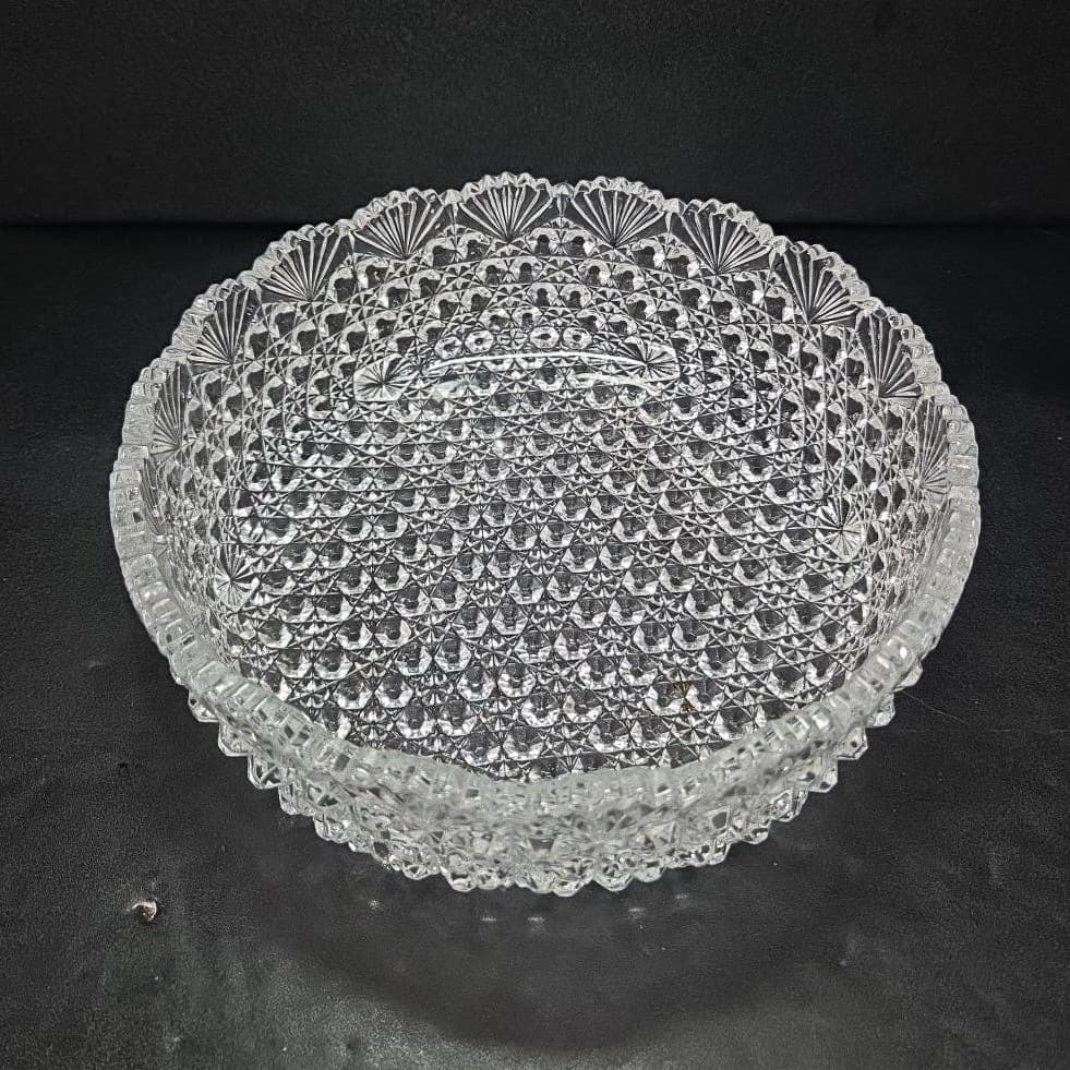 Hoya Japan Crystal Round Serving Bowl, Vintage Dining Glassware, Centerpiece - Thumbnail 3