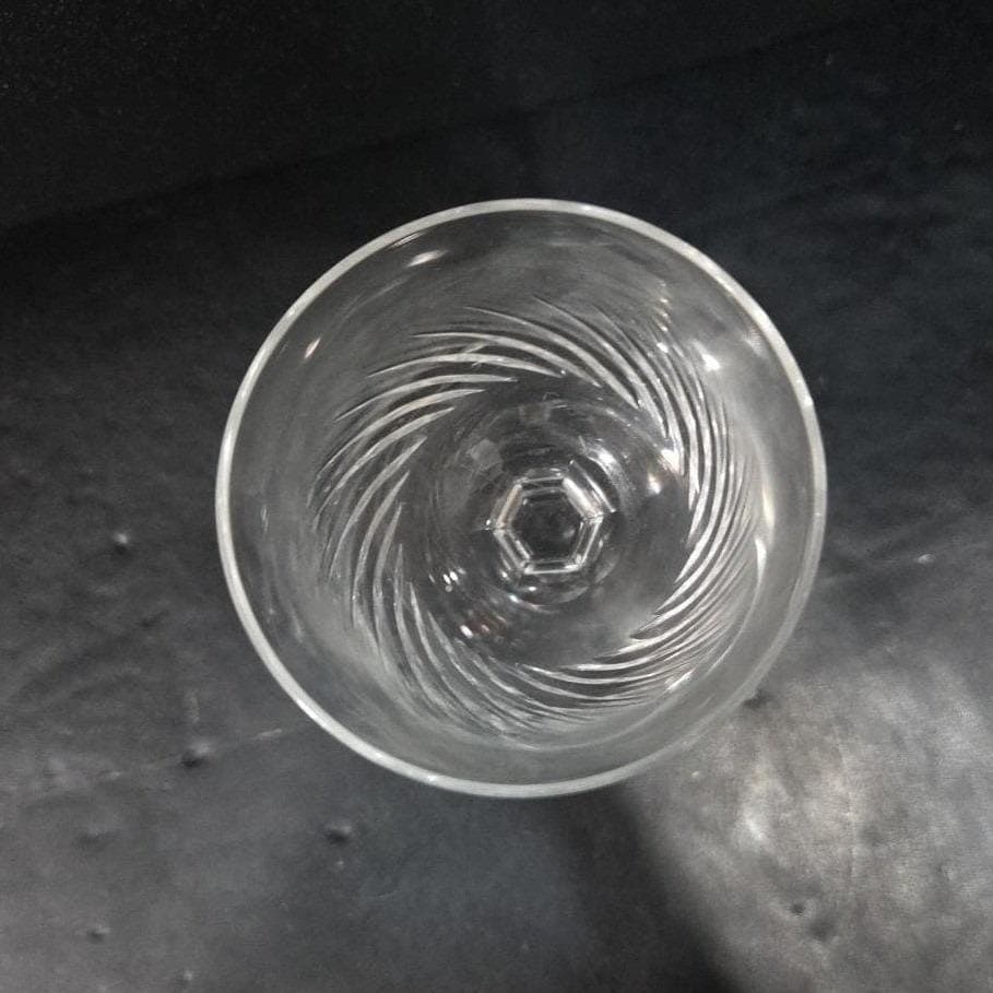 Etched Criss-Cross Wine Goblet, Vintage Clear Stemware Mid-Century Pressed Glass - Thumbnail 5