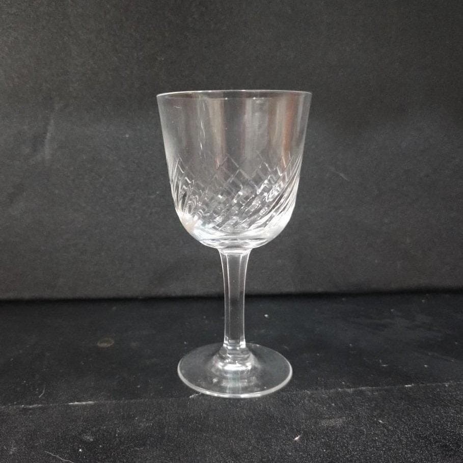 Etched Criss-Cross Wine Goblet, Vintage Clear Stemware Mid-Century Pressed Glass - Thumbnail 9