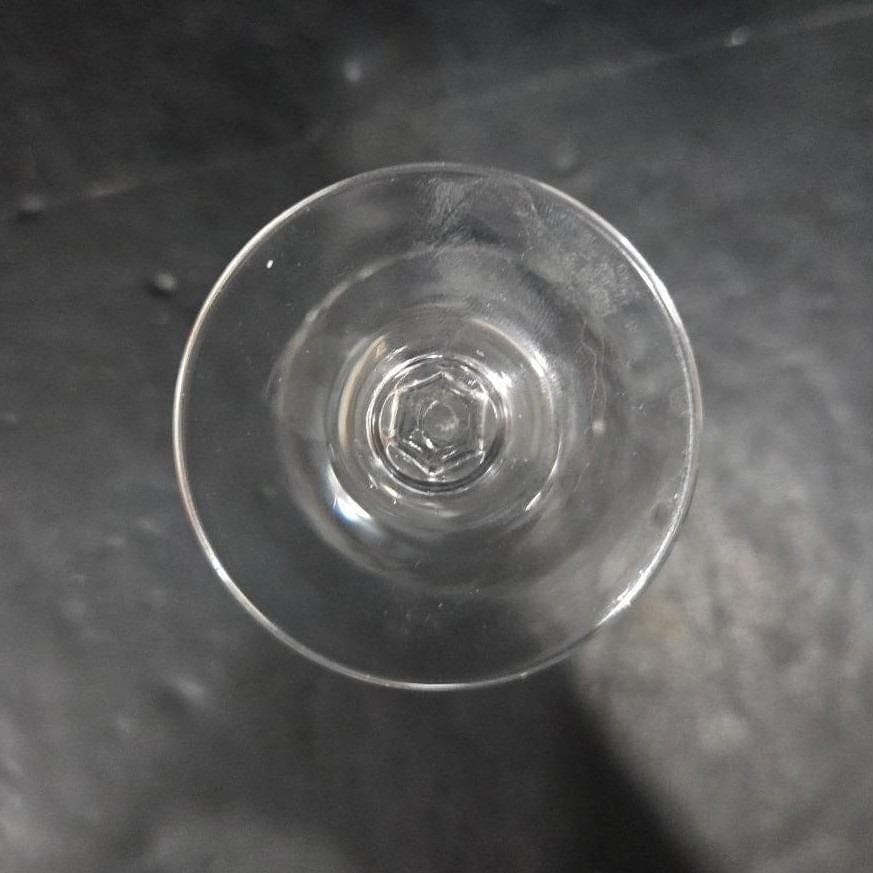 Etched Criss-Cross Wine Goblet, Vintage Clear Stemware Mid-Century Pressed Glass - Thumbnail 4