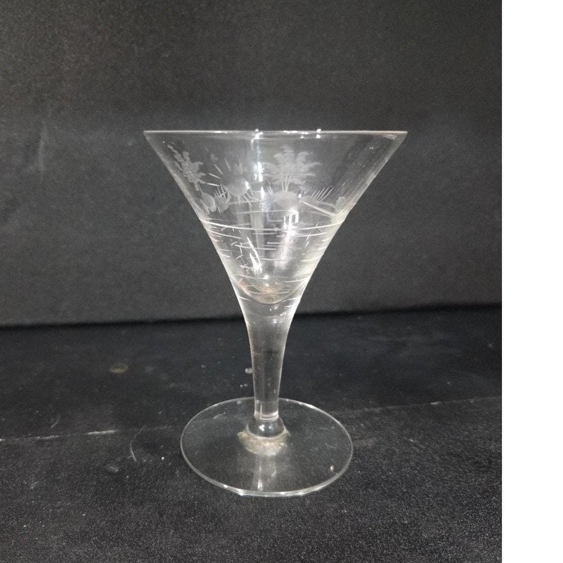 Javit Style Martini Glass, Etched Cocktail Stemware Boat Island Sun Water Design - Thumbnail 8