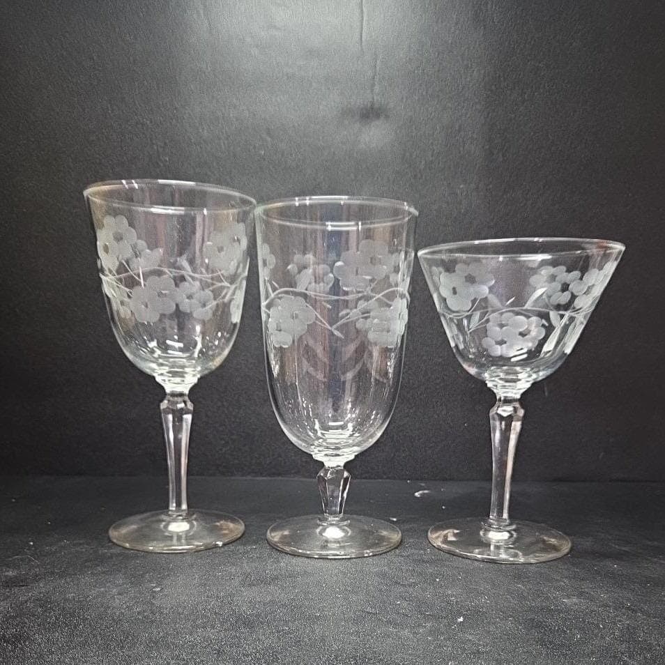 Libbey Glenmore Drinkware, Set of 3, Iced Tea, Wine & Cocktail Glass, Stemware - Thumbnail 11