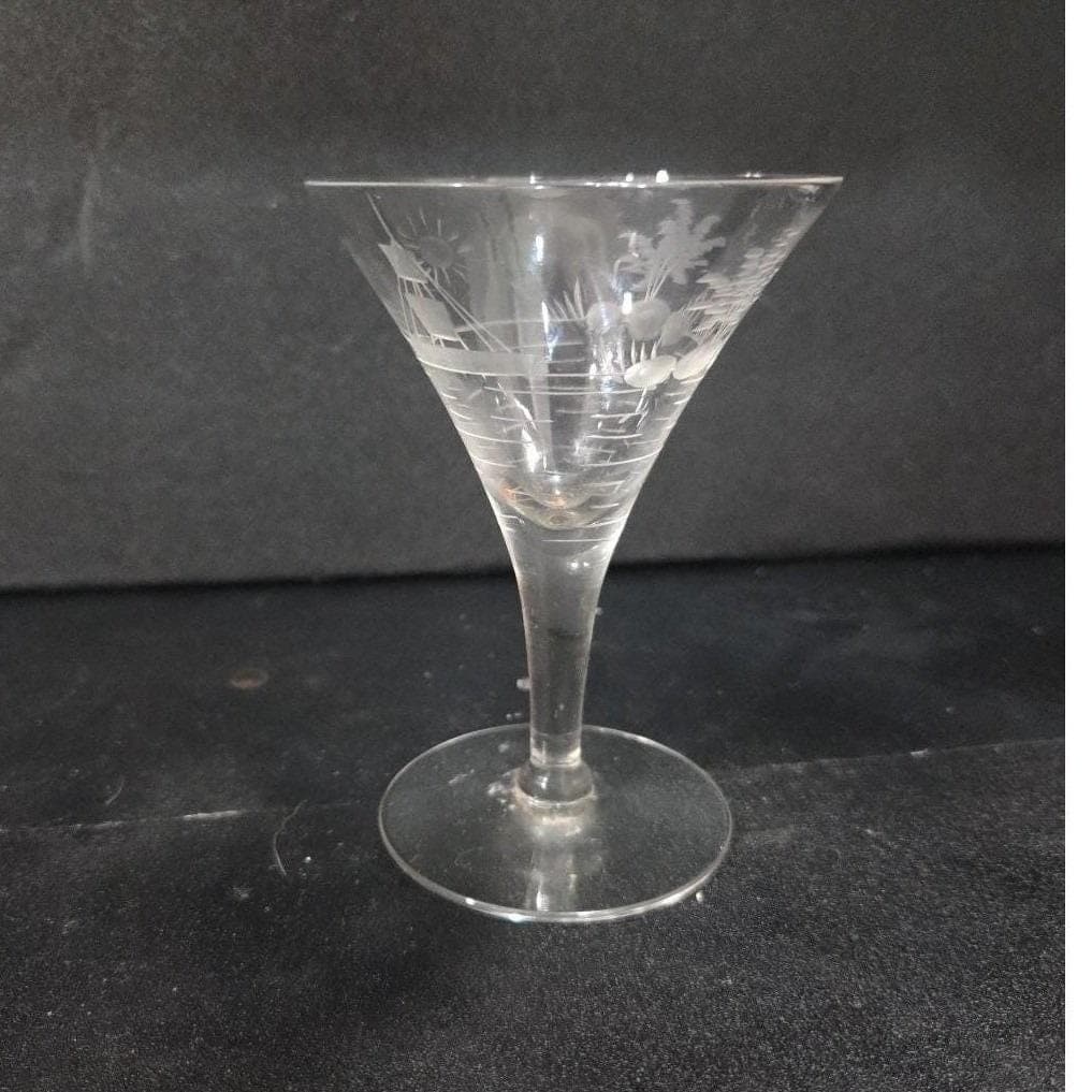 Javit Style Martini Glass, Etched Cocktail Stemware Boat Island Sun Water Design - Thumbnail 9