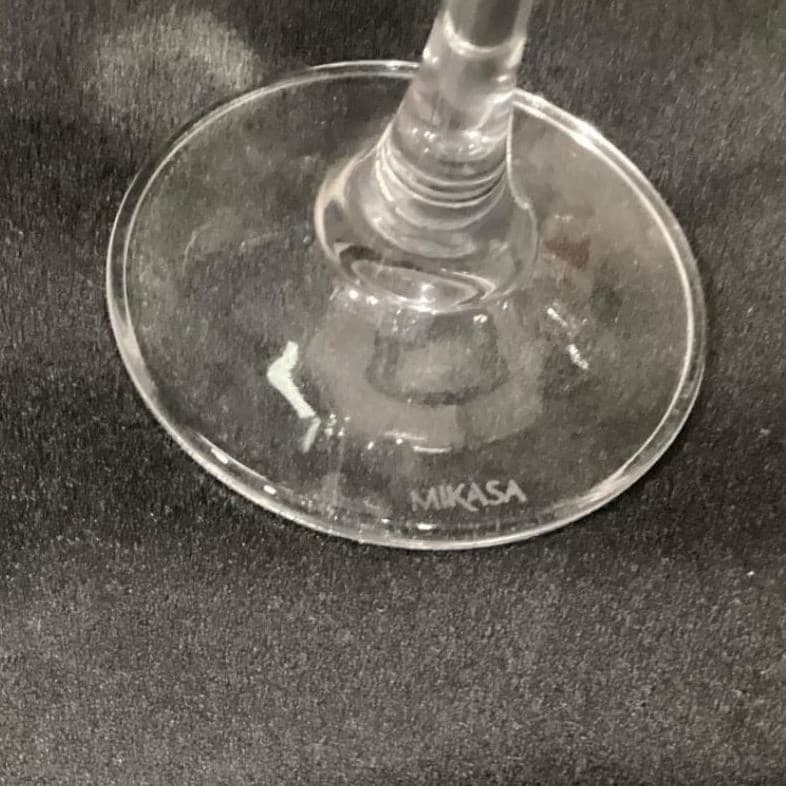 Mikasa Alexandra Wine Glasses, Set of 2, Clear Cut Crystal Stemware, Drinkware - Thumbnail 5