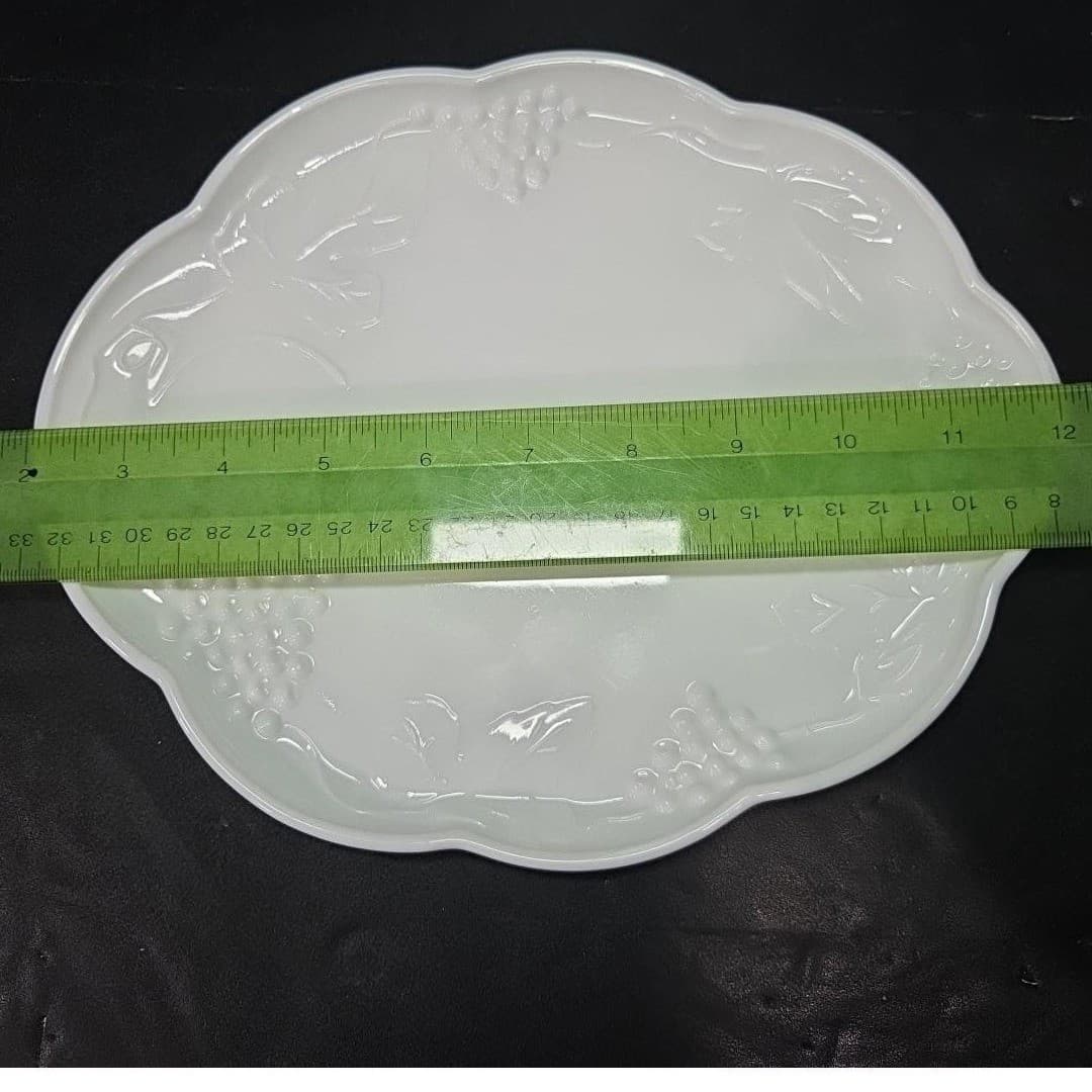 Indiana Glass Harvest Grape Plates, Set of 4, Replacement Snack Trays, Tableware - Thumbnail 5