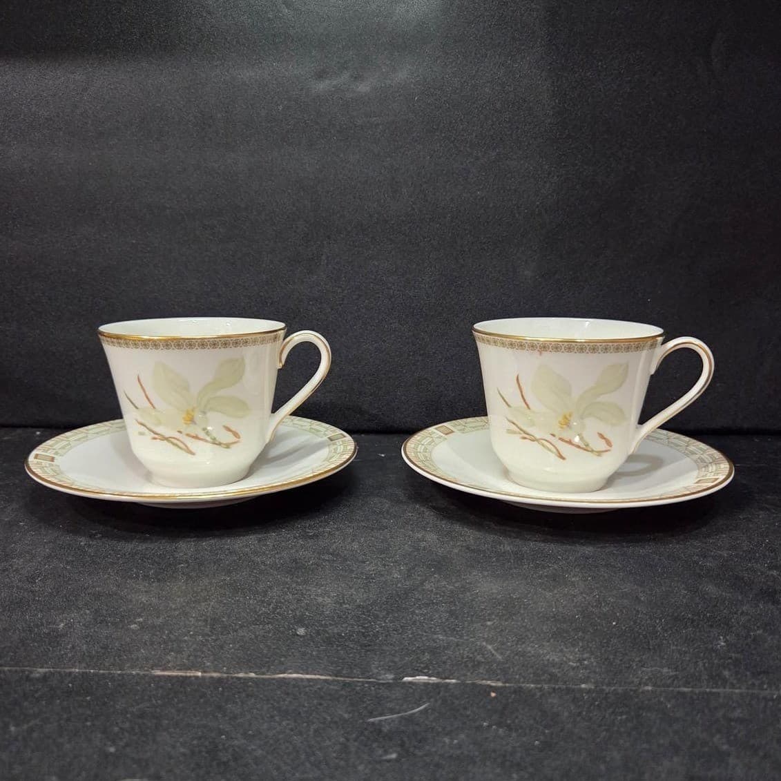 Royal Doulton White Nile Teacup & Saucers, Set of 2 Vintage Fine China Tableware - Thumbnail 2