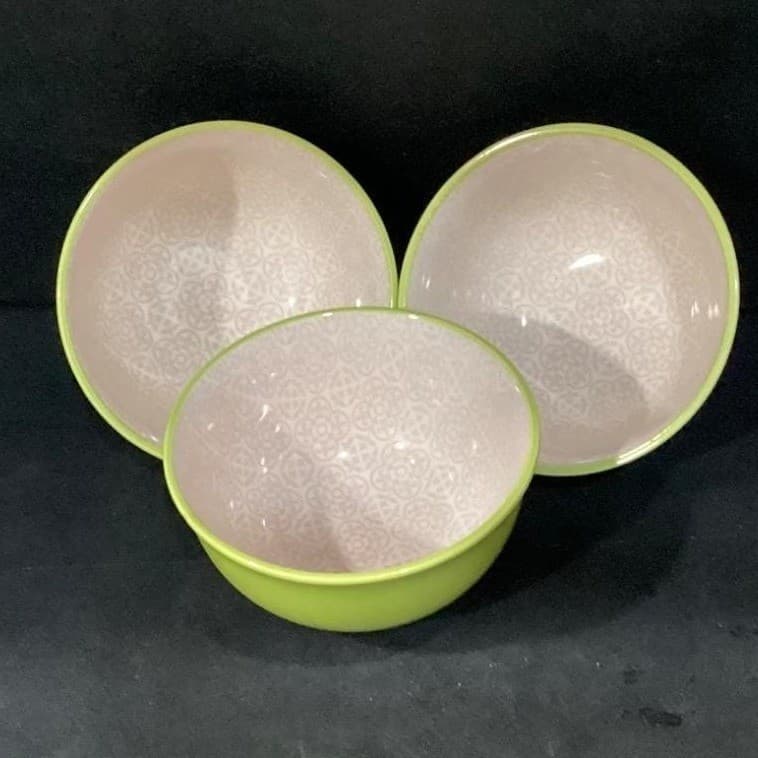 Jameson & Tailor Lime Green Cereal Bowls, Set of 3, Vintage Boutique Kitchenware - Thumbnail 2
