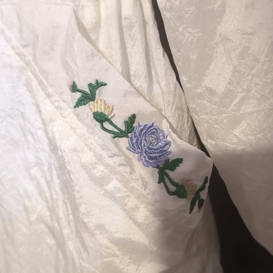 Blair White Nylon Floral Embroidered Zip Windbreaker, Women's Large Jacket - Thumbnail 9