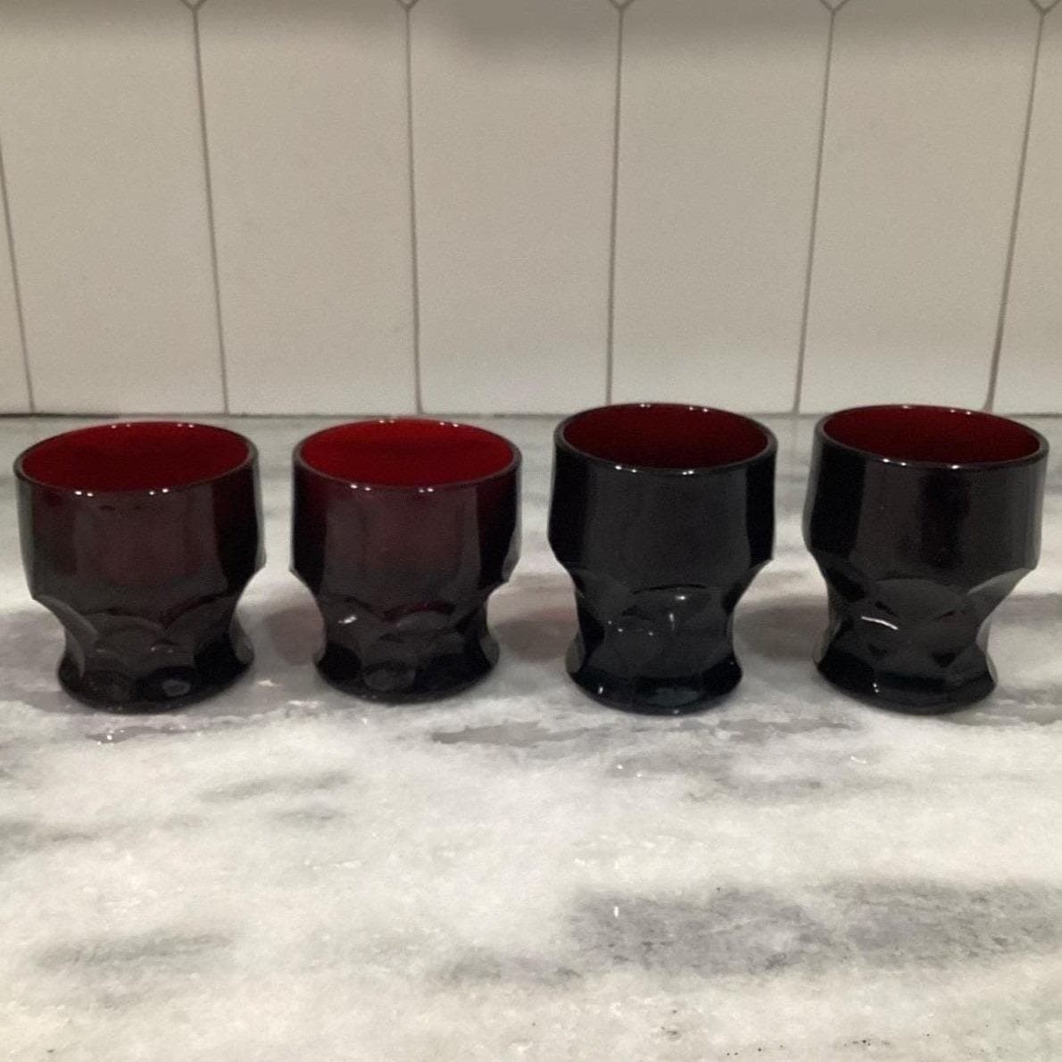 Anchor Hocking Royal Ruby Georgian Honeycomb Tumblers, Set of 4, Vintage Glasses - Thumbnail 9