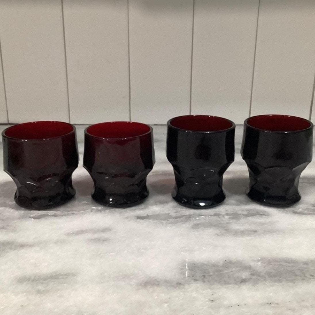 Anchor Hocking Royal Ruby Georgian Honeycomb Tumblers, Set of 4, Vintage Glasses - Thumbnail 11
