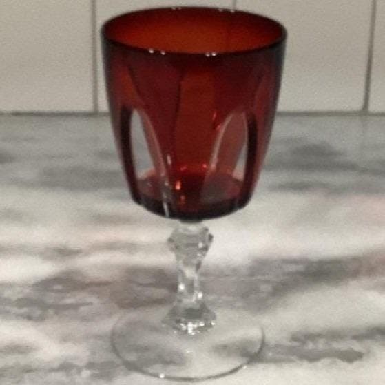 Cristal D'Arques Ruby Cut-to-Clear Gothic Wine Glass, Vintage French Crystal - Thumbnail 7