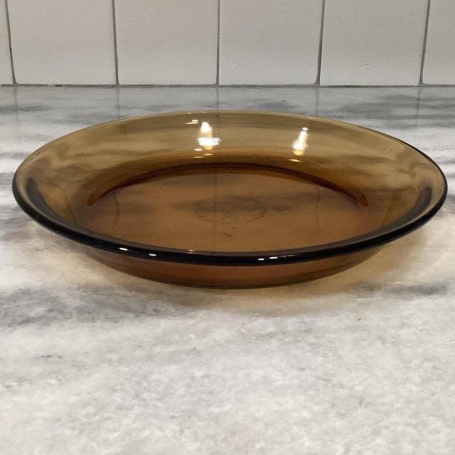 Anchor Hocking Amber Pie Plate #1060, Set of 2, Vintage Fire-King Bakeware - Thumbnail 15