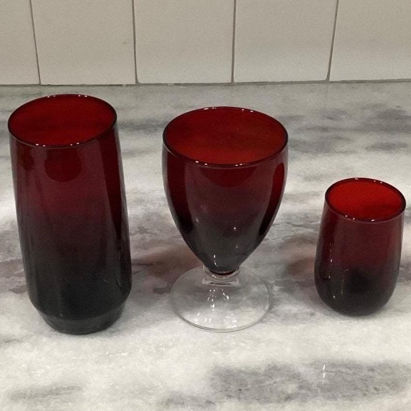 Anchor Hocking Royal Ruby Glasses, 3 Piece Mismatched, Goblet, Juice & Highball - Thumbnail 11