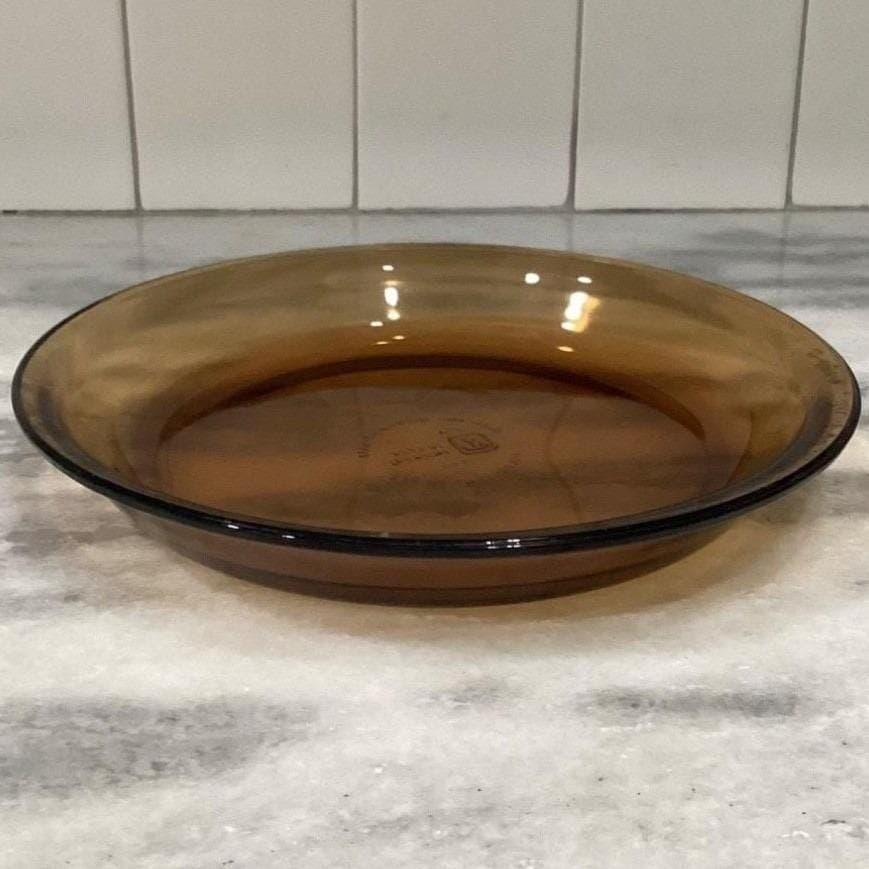 Anchor Hocking Amber Pie Plate #1060, Set of 2, Vintage Fire-King Bakeware - Thumbnail 11