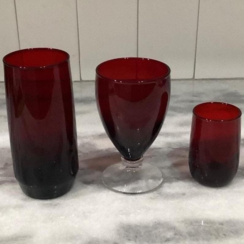 Anchor Hocking Royal Ruby Glasses, 3 Piece Mismatched, Goblet, Juice & Highball - Thumbnail 14