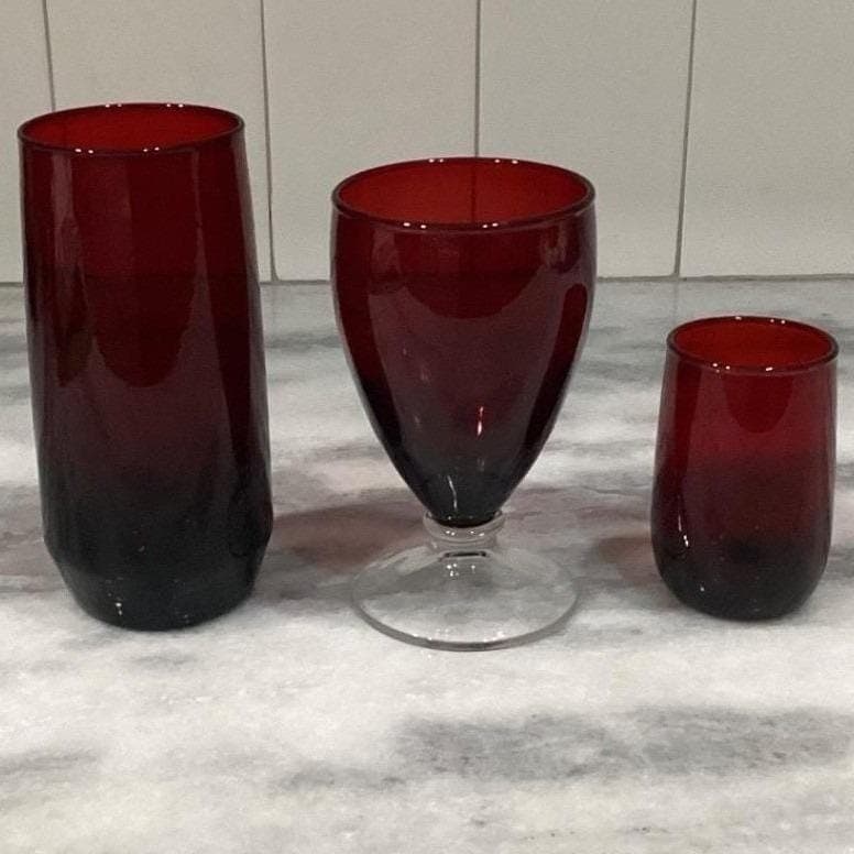 Anchor Hocking Royal Ruby Glasses, 3 Piece Mismatched, Goblet, Juice & Highball - Thumbnail 12
