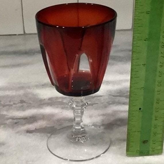 Cristal D'Arques Ruby Cut-to-Clear Gothic Wine Glass, Vintage French Crystal - Thumbnail 2