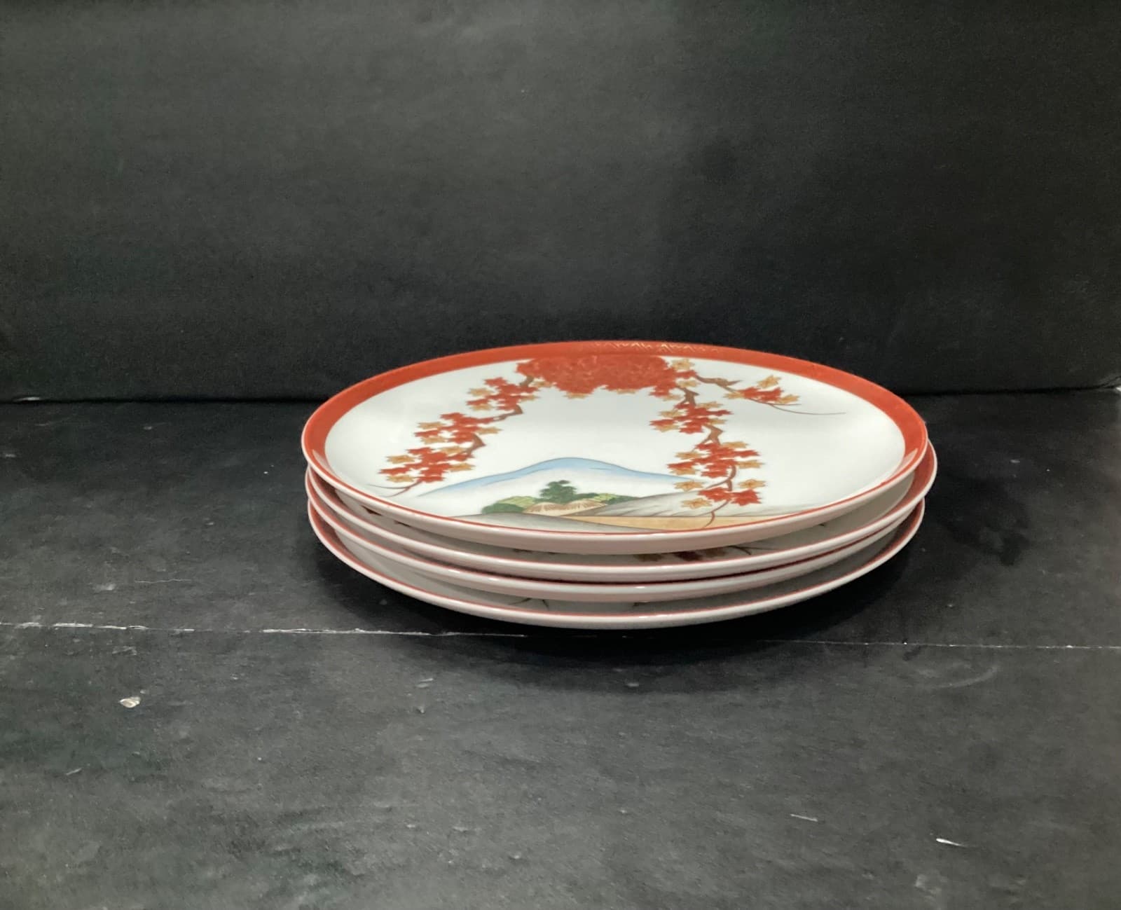 Arita China Art15 Gold Leaves on Branches-Trees/Hills-Dinner Plates-Set of 4 - Thumbnail 6