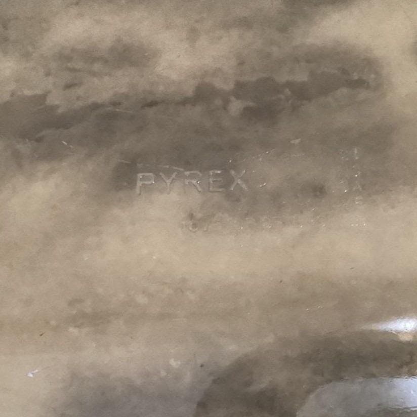 Pyrex Amber Glass Casserole #232, 2L Vintage Square Baking Dish, USA Ovenware - Thumbnail 5