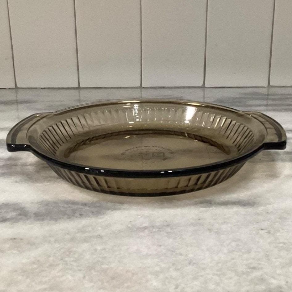 Anchor Hocking Brown Glass Pie Plates #1460, Set of 2, Vintage USA Bakeware - Thumbnail 10