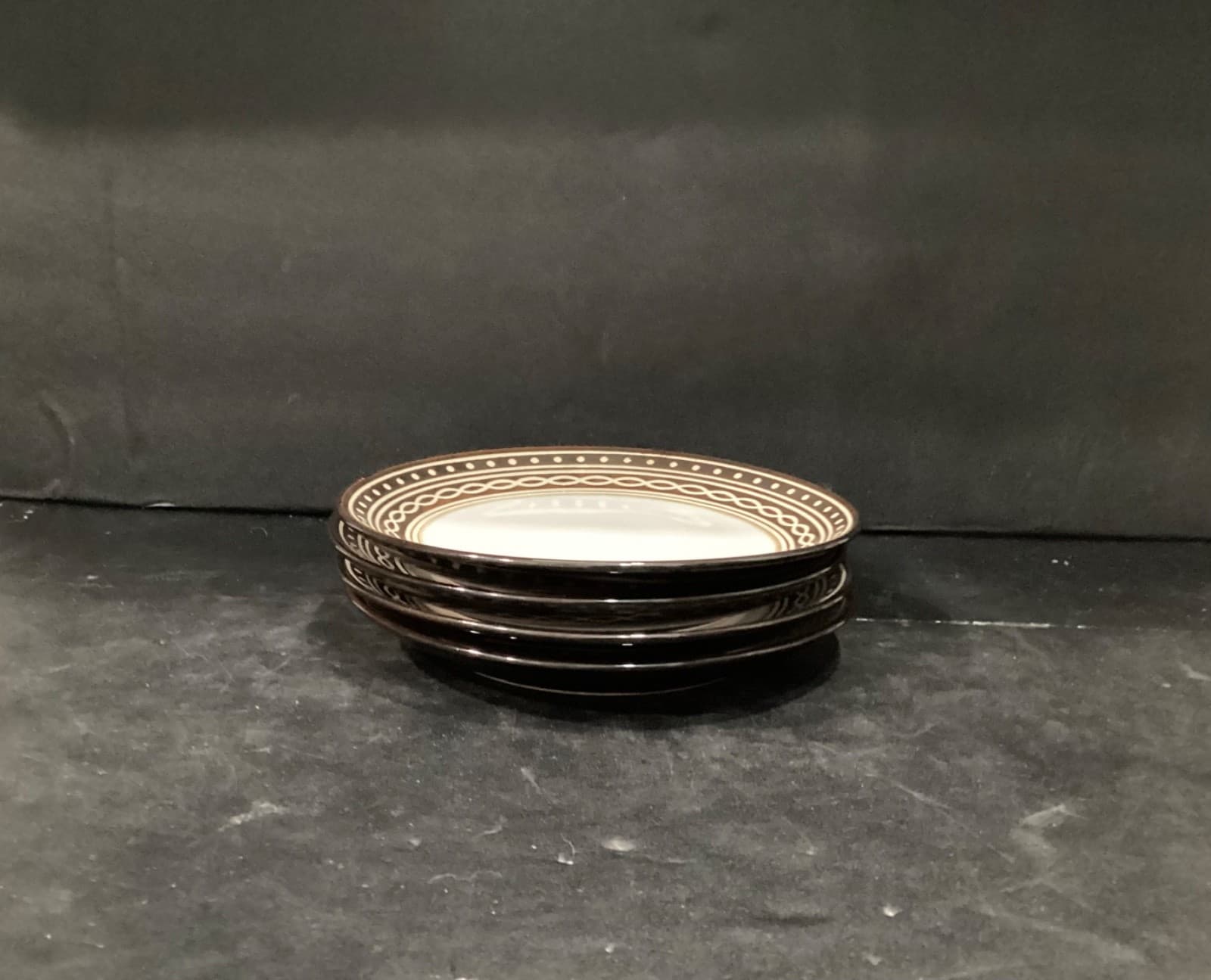 Set Of 4 Gourmet Basics by Mikasa LUCIANA 8.25" Salad Plates - Thumbnail 10