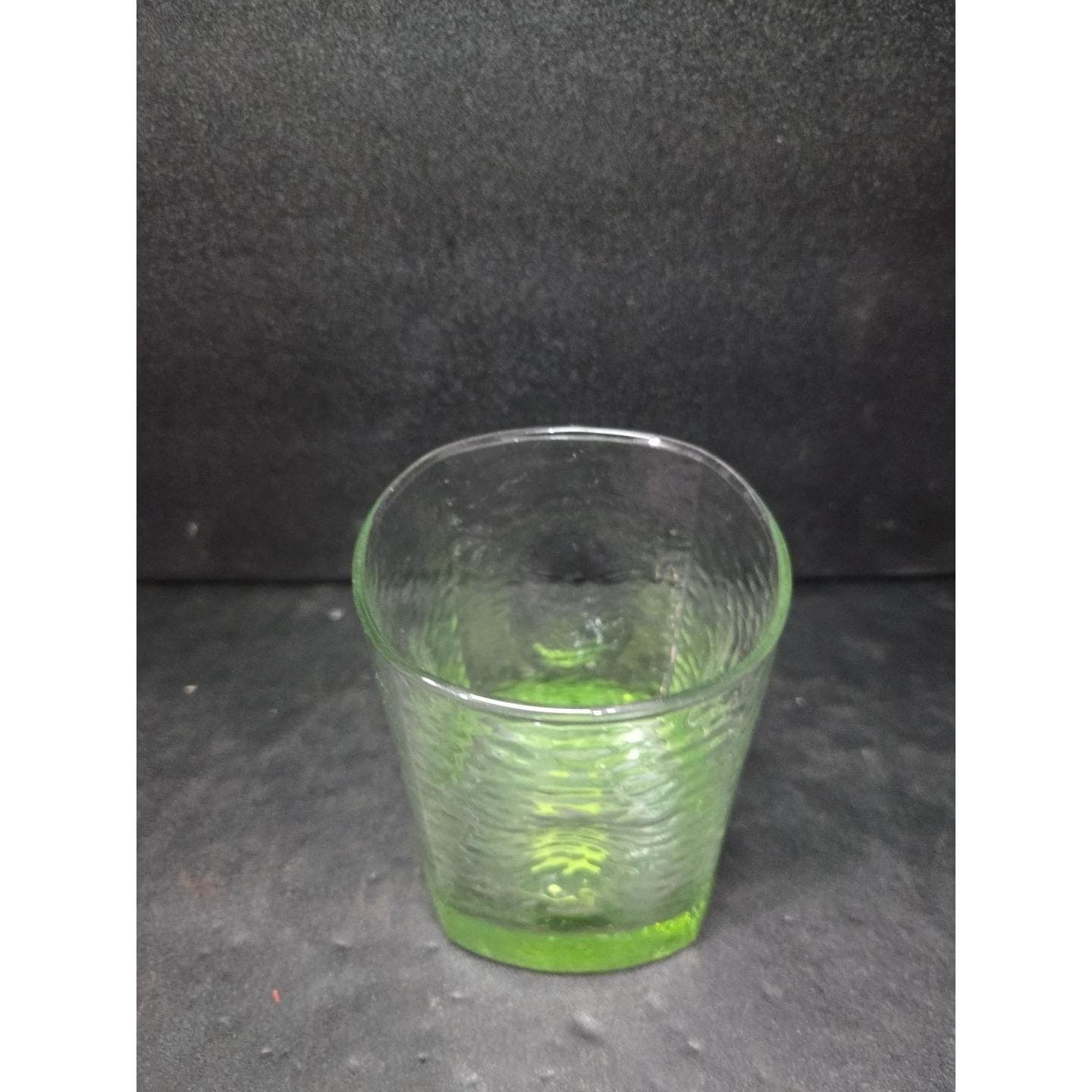 Crisa Style Lime Green Hammered Lowball Tumbler, Square Thumbprint Drinkware - Thumbnail 5