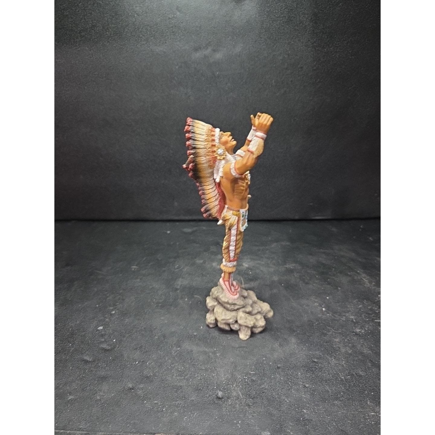 Hamilton Collection Warrior Prayer Protector of Dreams Native American Figurine - Thumbnail 3