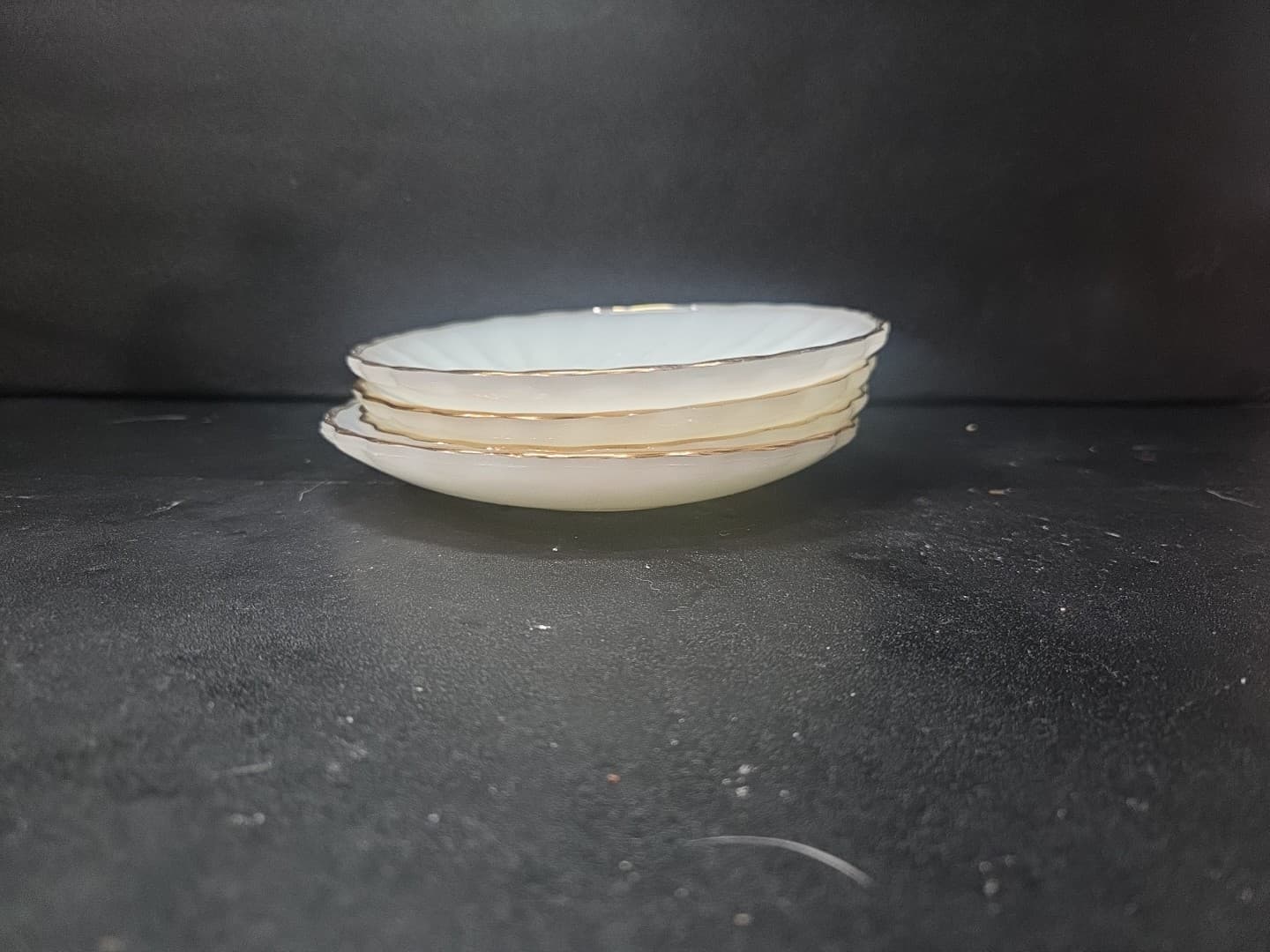 Anchor Hocking Golden Shell Saucers, Swirl Lustre Plates, Gold Trim, Set Of 4 - Thumbnail 8
