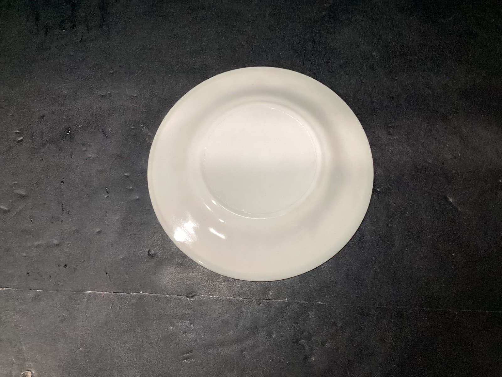 Anchor Hocking Fish Scale Ivory White Basketweave Saucers Set of 4 Uranium VTG - Thumbnail 3