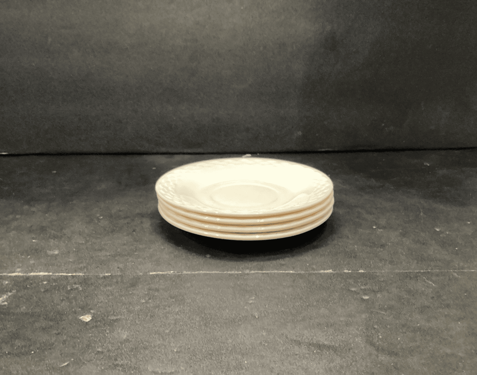 Anchor Hocking Fish Scale Ivory White Basketweave Saucers Set of 4 Uranium VTG - Thumbnail 5