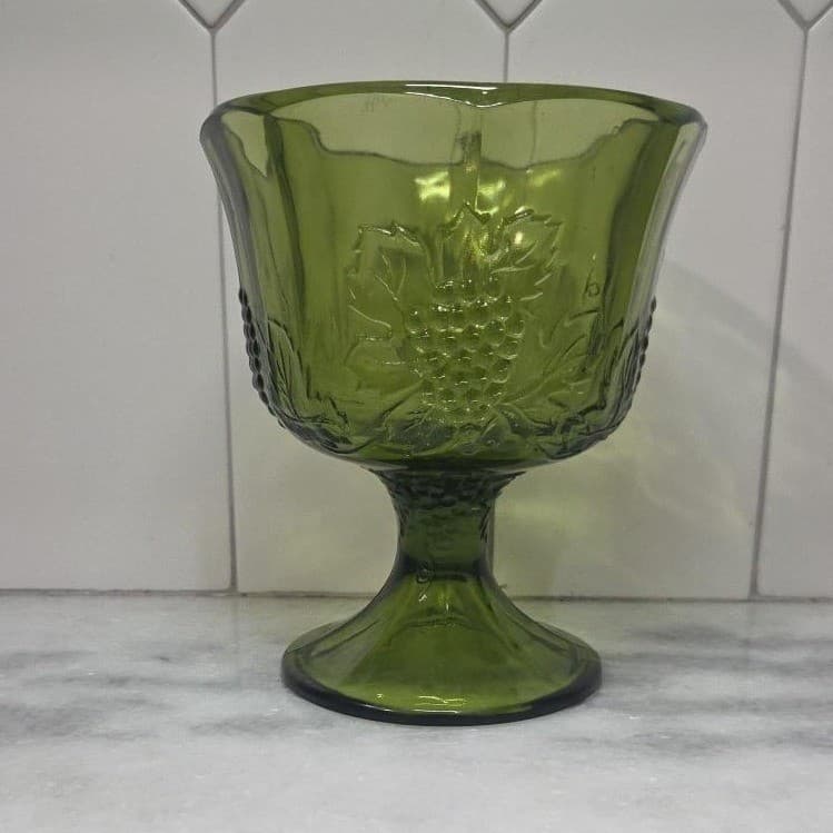 Indiana Glass Colony Harvest Grapes Compote, Vintage Avocado Green Pedestal Bowl - Thumbnail 2