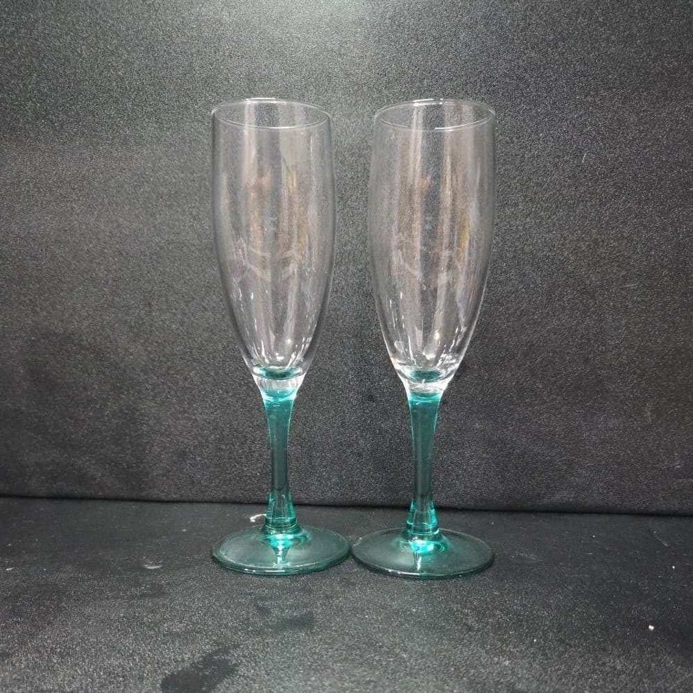 Luminarc Teal Champagne Flutes, Set of 2, Vintage Aqua Stemware Toasting Glasses - Thumbnail 3