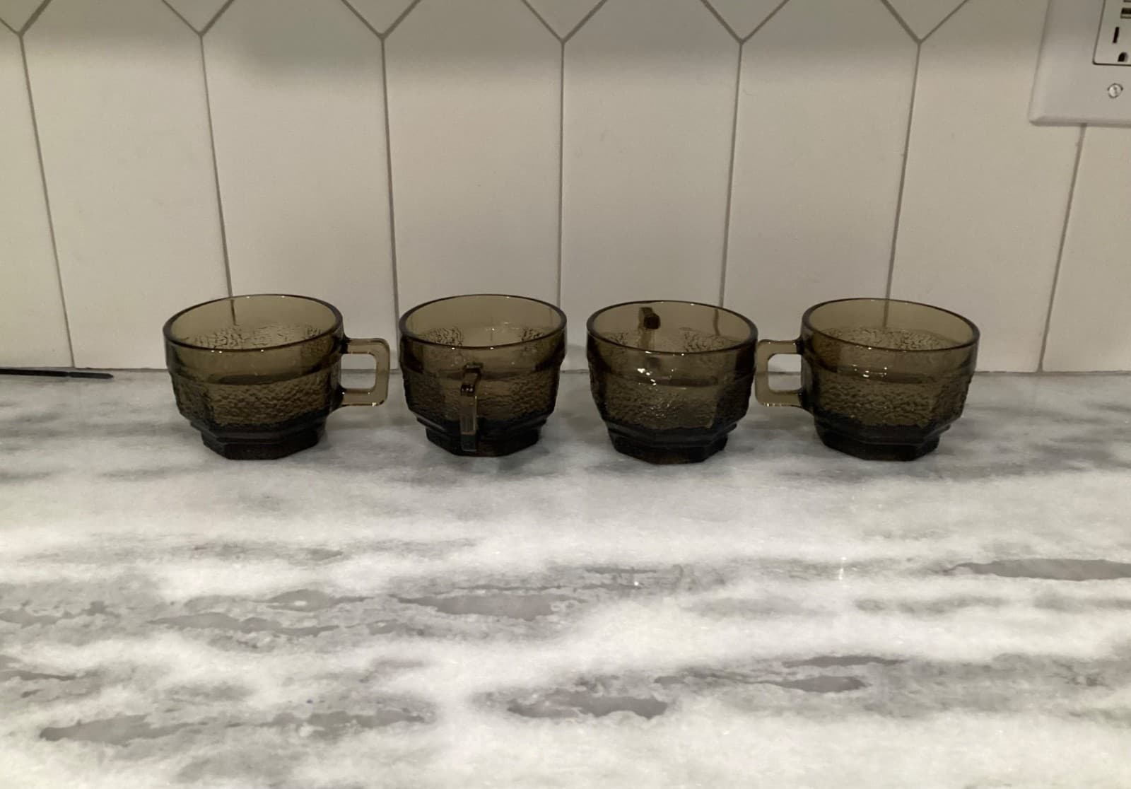 Vintage Anchor Hocking Brown Octagon Textured Cups Set of 4 - Thumbnail 4