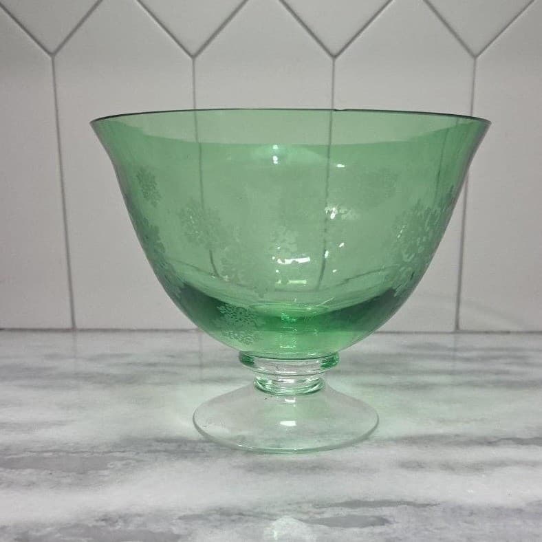 Christmas Green Crystal Footed Bowl, Etched Snowflakes, Vintage Holiday Decor - Thumbnail 2