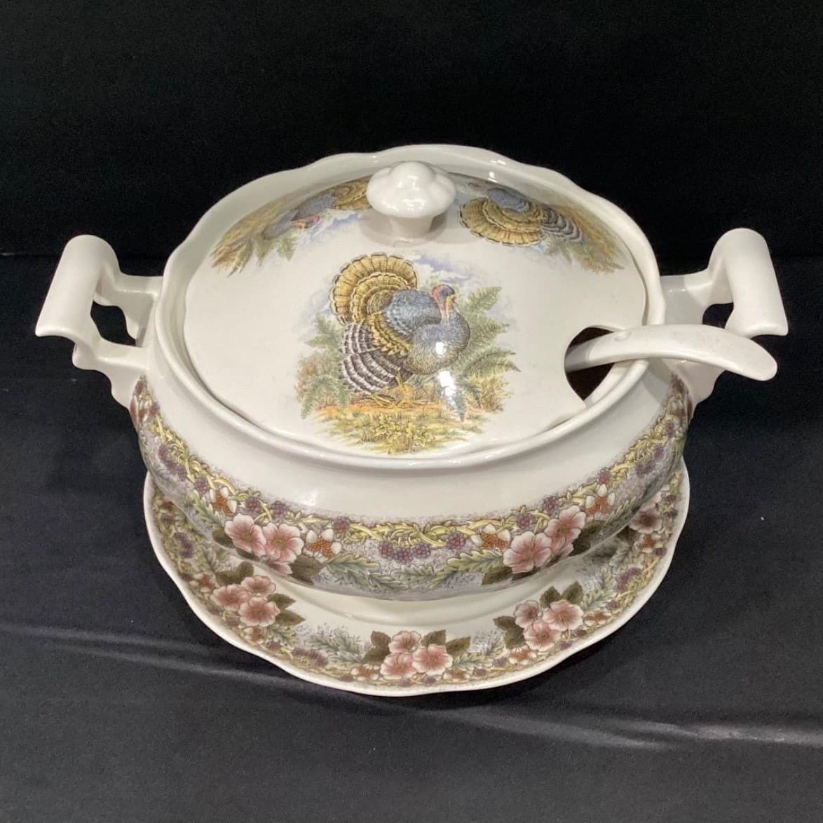 Churchill Myott Thanksgiving Soup Tureen Set, Four Piece Brown Transferware, Vtg - Thumbnail 3