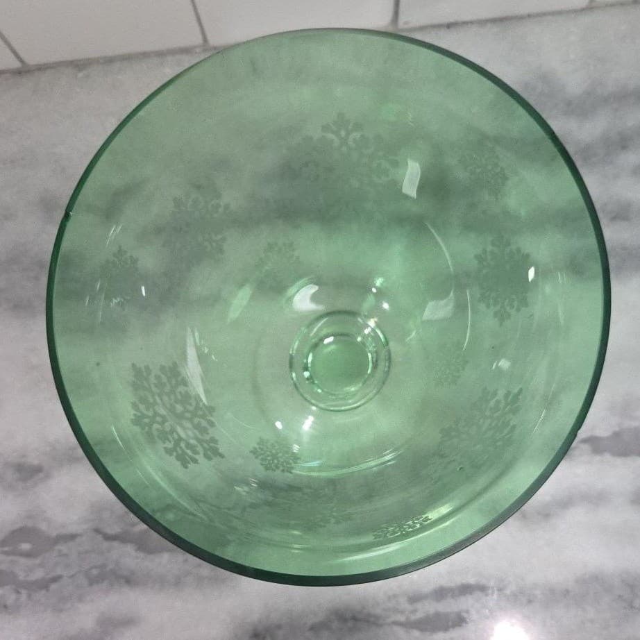 Christmas Green Crystal Footed Bowl, Etched Snowflakes, Vintage Holiday Decor - Thumbnail 7