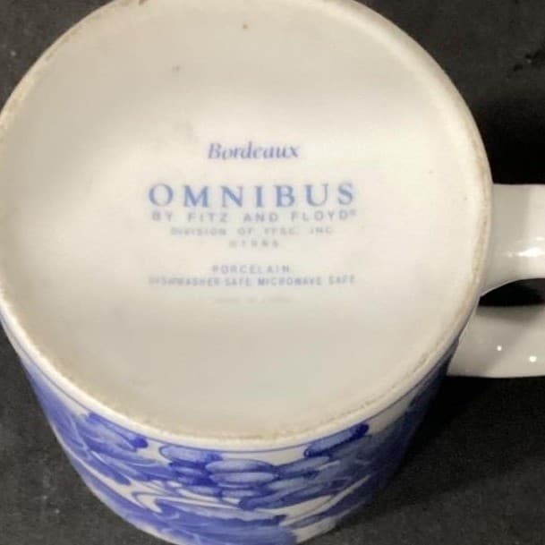 Omnibus By Fitz And Floyd "Bordeaux" Mugs, Set of 2, Grapevine Design Drinkware - Thumbnail 10