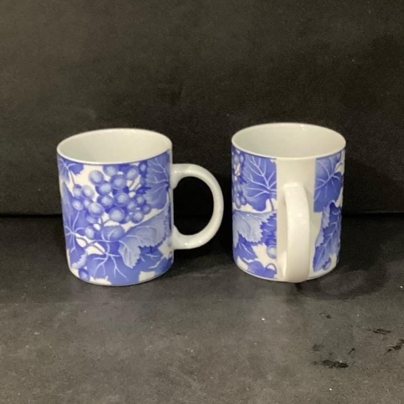Omnibus By Fitz And Floyd "Bordeaux" Mugs, Set of 2, Grapevine Design Drinkware - Thumbnail 2