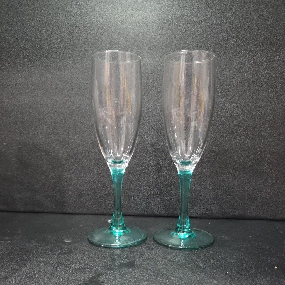 Luminarc Teal Champagne Flutes, Set of 2, Vintage Aqua Stemware Toasting Glasses - Thumbnail 2