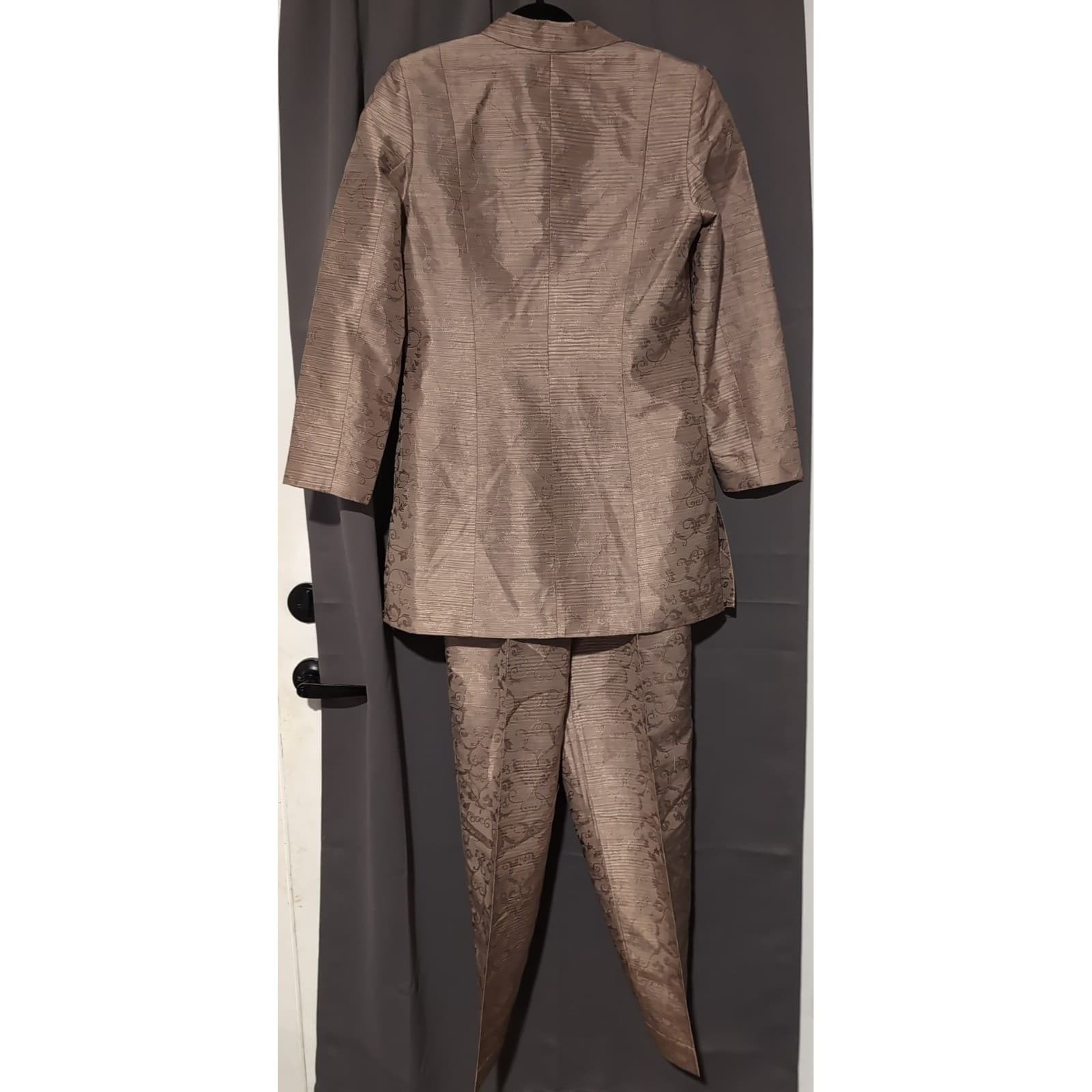 Travis Ayers Taupe Silk Pant Suit 2pc Jacquard Blazer Trousers, Women's Size 8 - Thumbnail 5