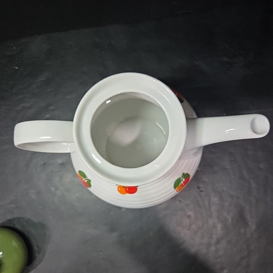 Seltmann Weiden Bavaria Teapot, Cherry Pattern Coffee Pot, Vintage Kitchenware - Thumbnail 7