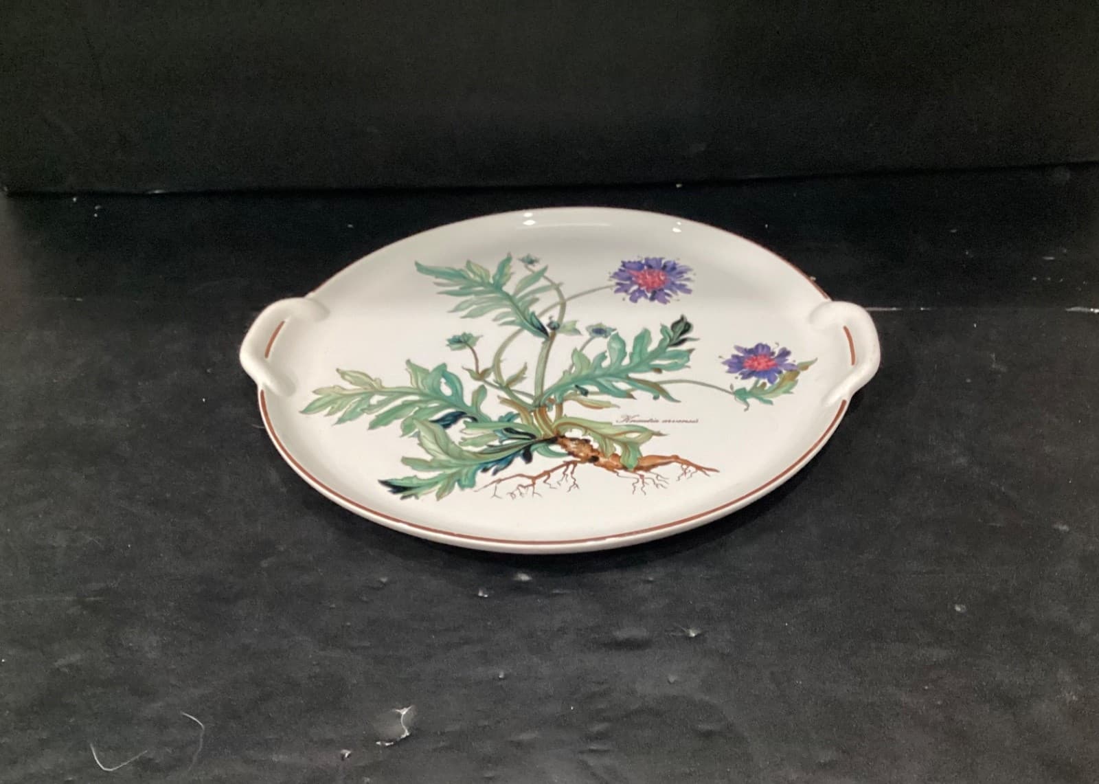 Villeroy and Boch Botanica Knautia Arvensis Tab Handled 12" Cake Plate Platter - Thumbnail 2