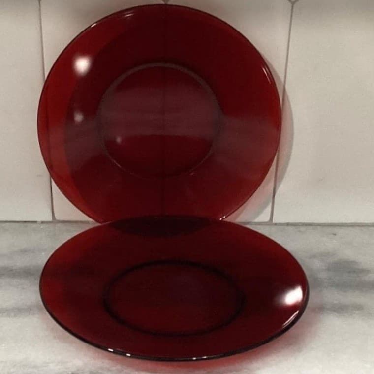 Anchor Hocking Royal Ruby Red Glass Luncheon Plates, Set of 2 Vintage Dinnerware - Thumbnail 5