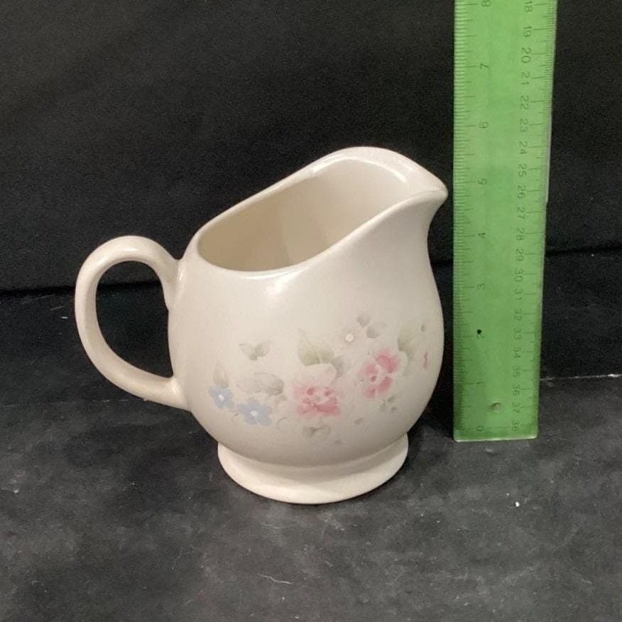 Pfaltzgraff Tea Rose Creamer, Stoneware Floral Pitcher, Tableware, Cottagecore - Thumbnail 6