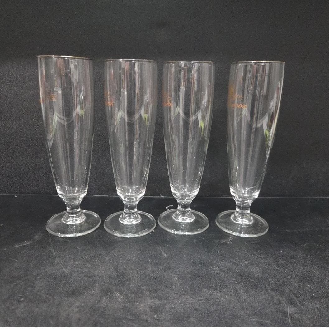 Budweiser Clydesdales Pilsner Glasses, Set of 4, Gold Rimmed Stemware, Drinkware - Thumbnail 3