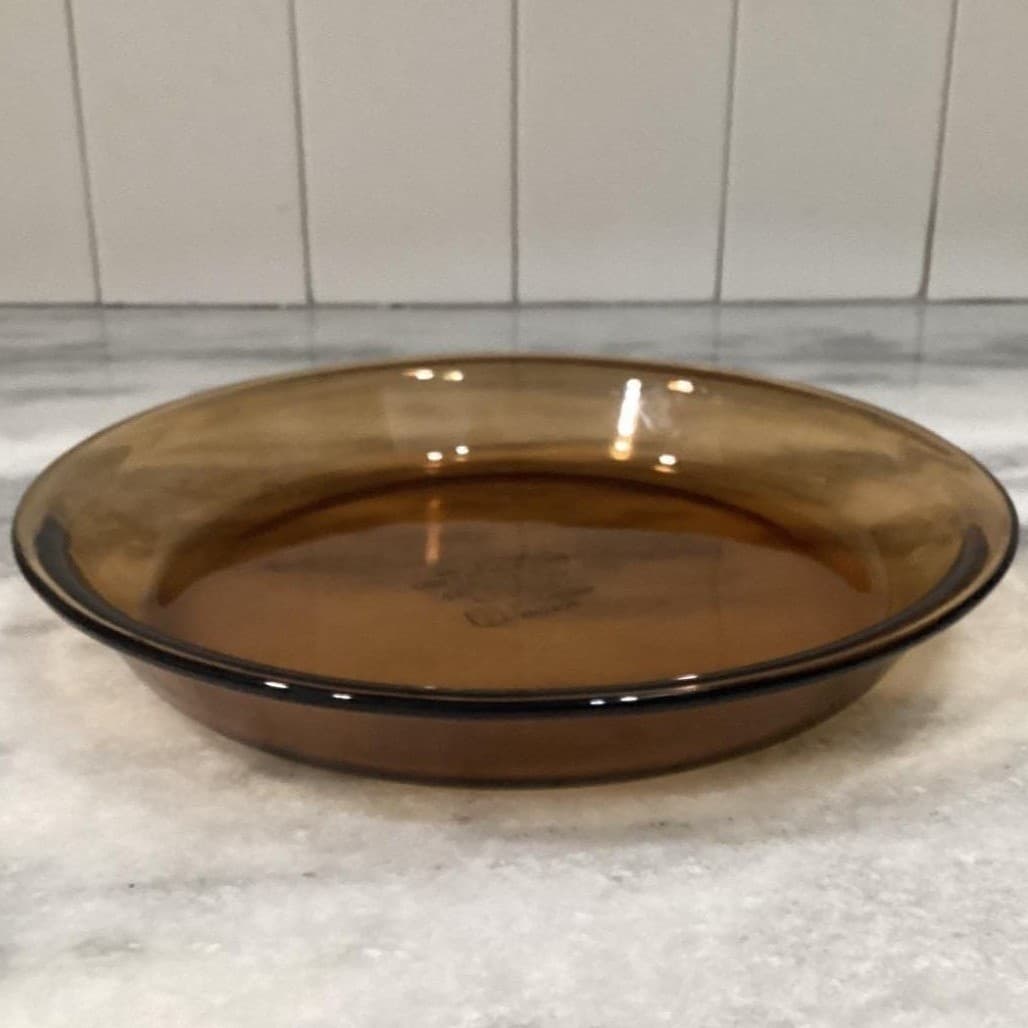 Anchor Hocking Pie Plates #1060, Set of 2, Vtg Amber Brown Bakeware, Ovenware - Thumbnail 11